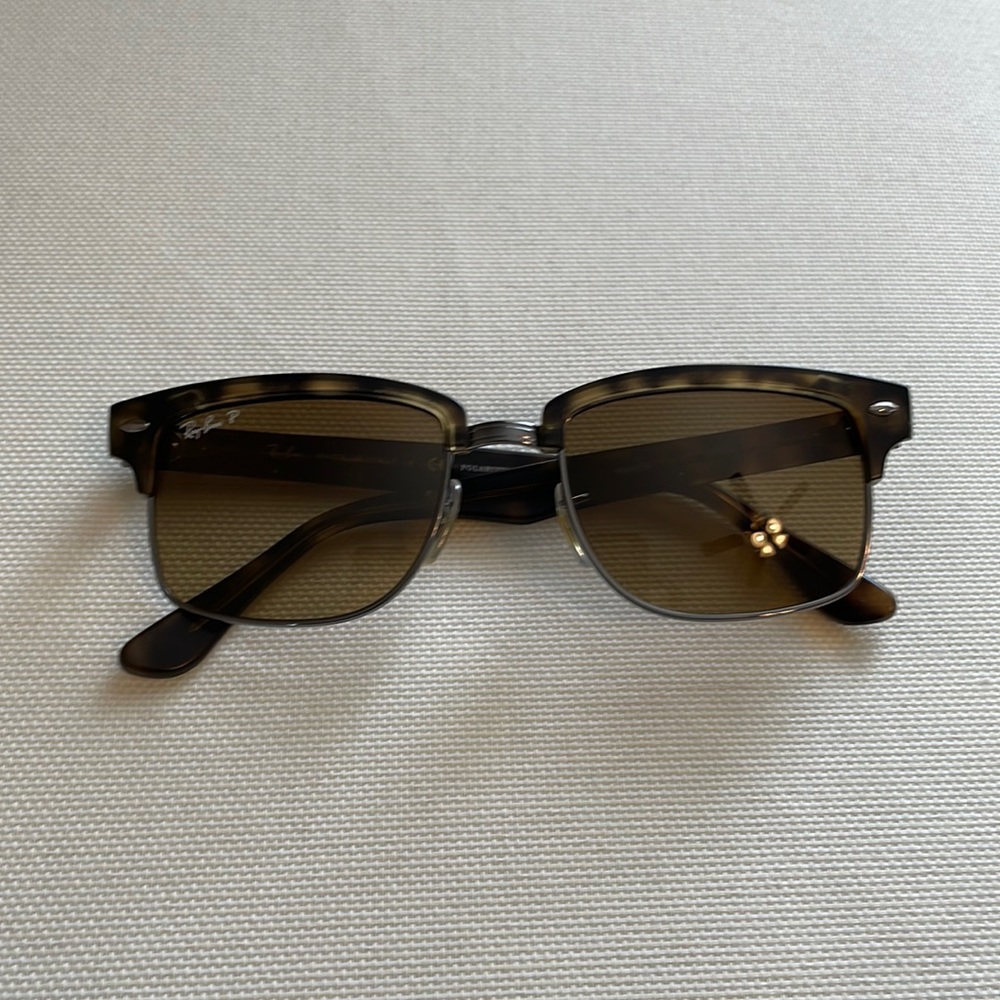 Ray-Ban Clubmaster Square RB4190 Polarized Sunglasses Matte Havana/Brown
